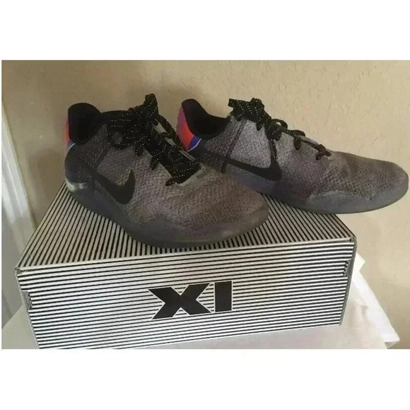 Nike Kobe Bryant XI (GS) "TV" 2016 Girls/women shoes size 7y With Box‎ GUC - Picture 3 of 8